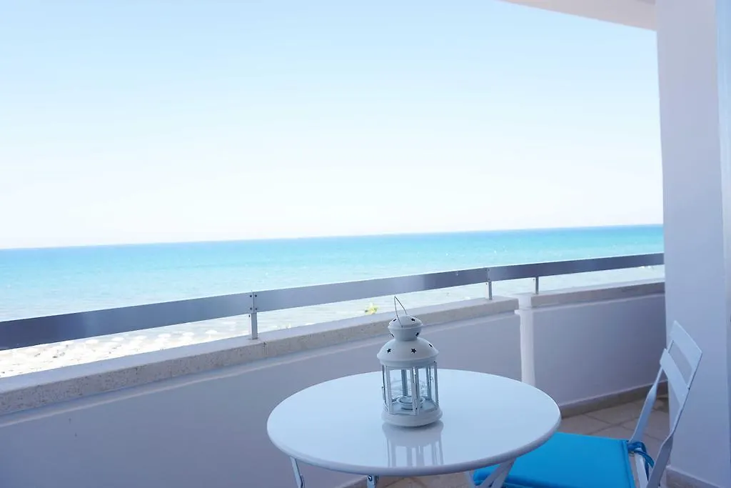 Lazuli Sea View Beachfront Ap 43 Larnaca 0*,